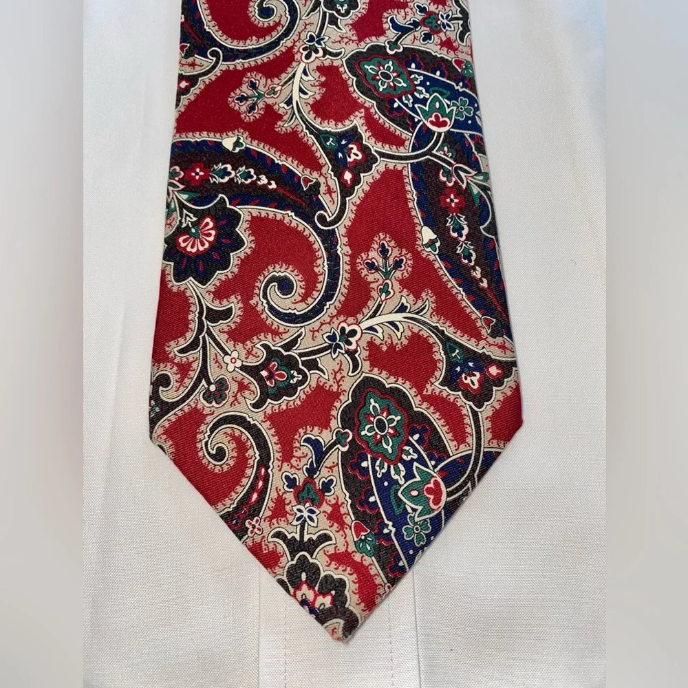 Jos. A. Bank Red and Navy Silk Tie